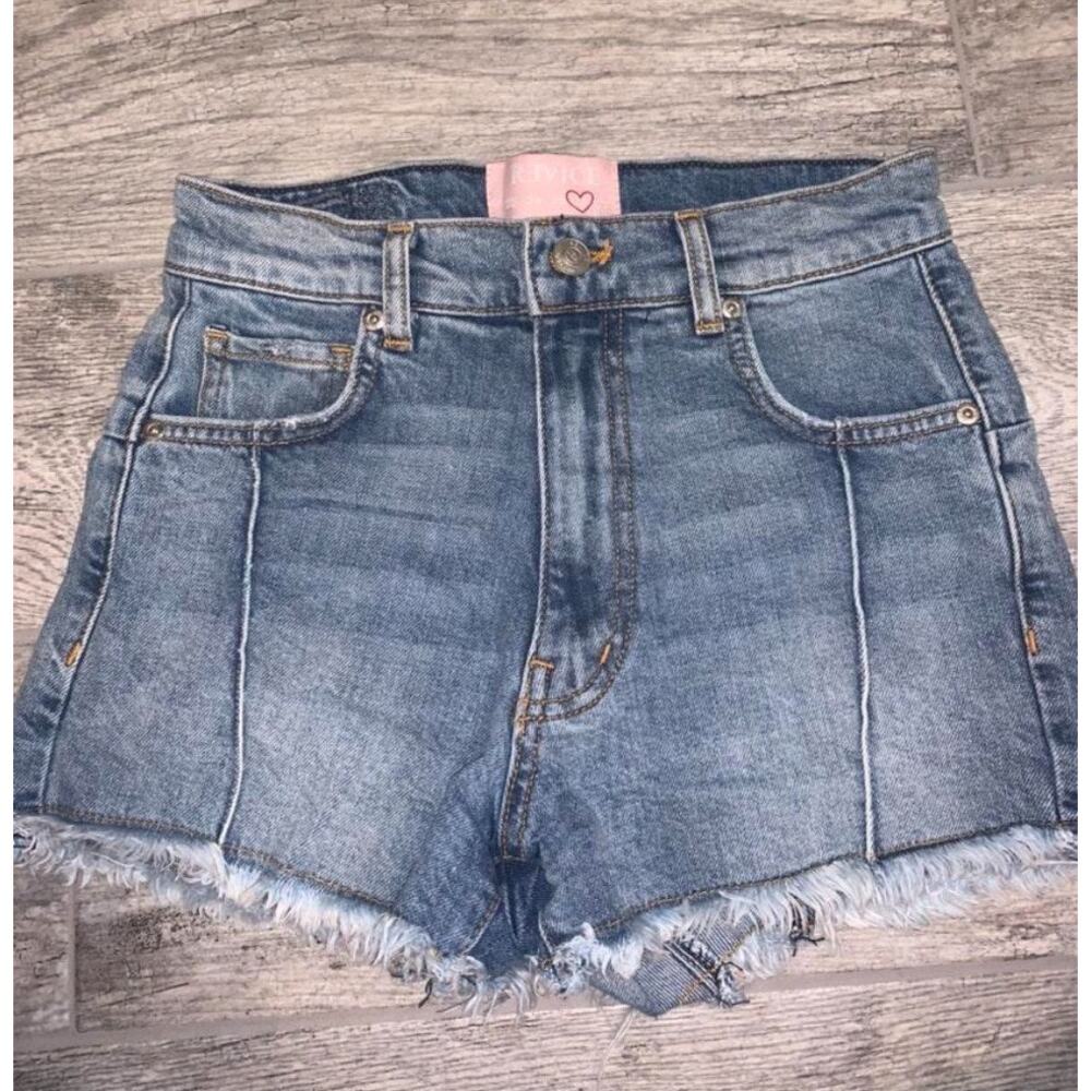 Revice star denim shorts